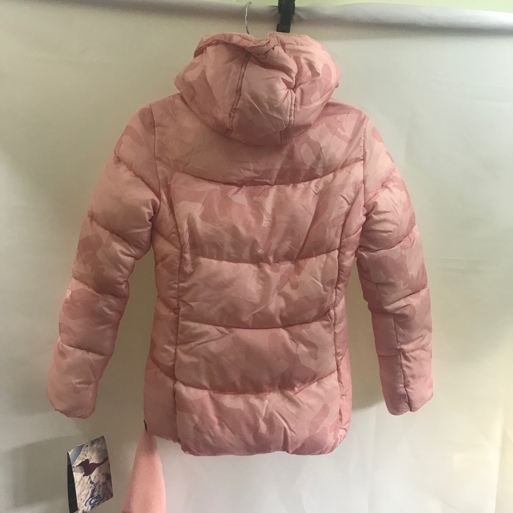 NWT CB ❄️⛄️Warm trendy camo print puffer - Picture 6 of 16